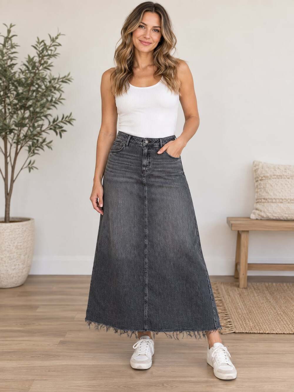 American Eagle To The Floor Denim Maxi Skirt Black Low Rise Raw Hem Size 18